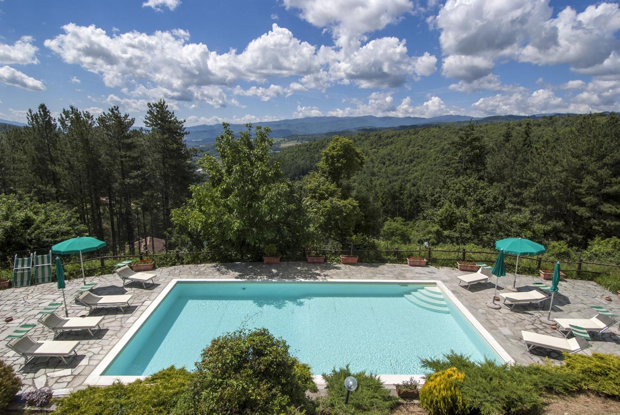 Borgo Tramonte Hotel Пратовекио Екстериор снимка