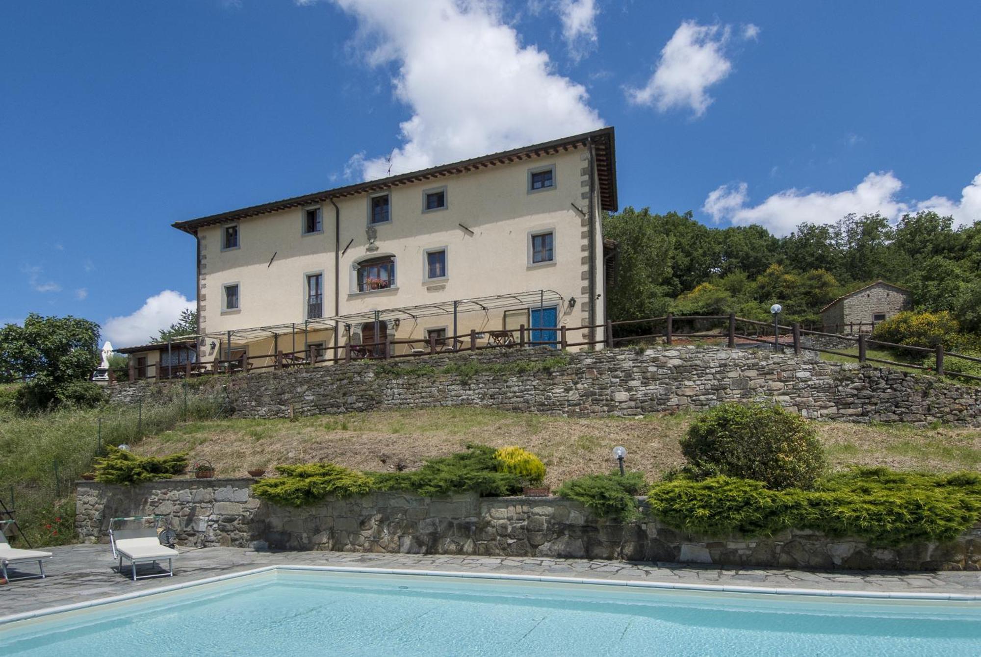 Borgo Tramonte Hotel Пратовекио Екстериор снимка