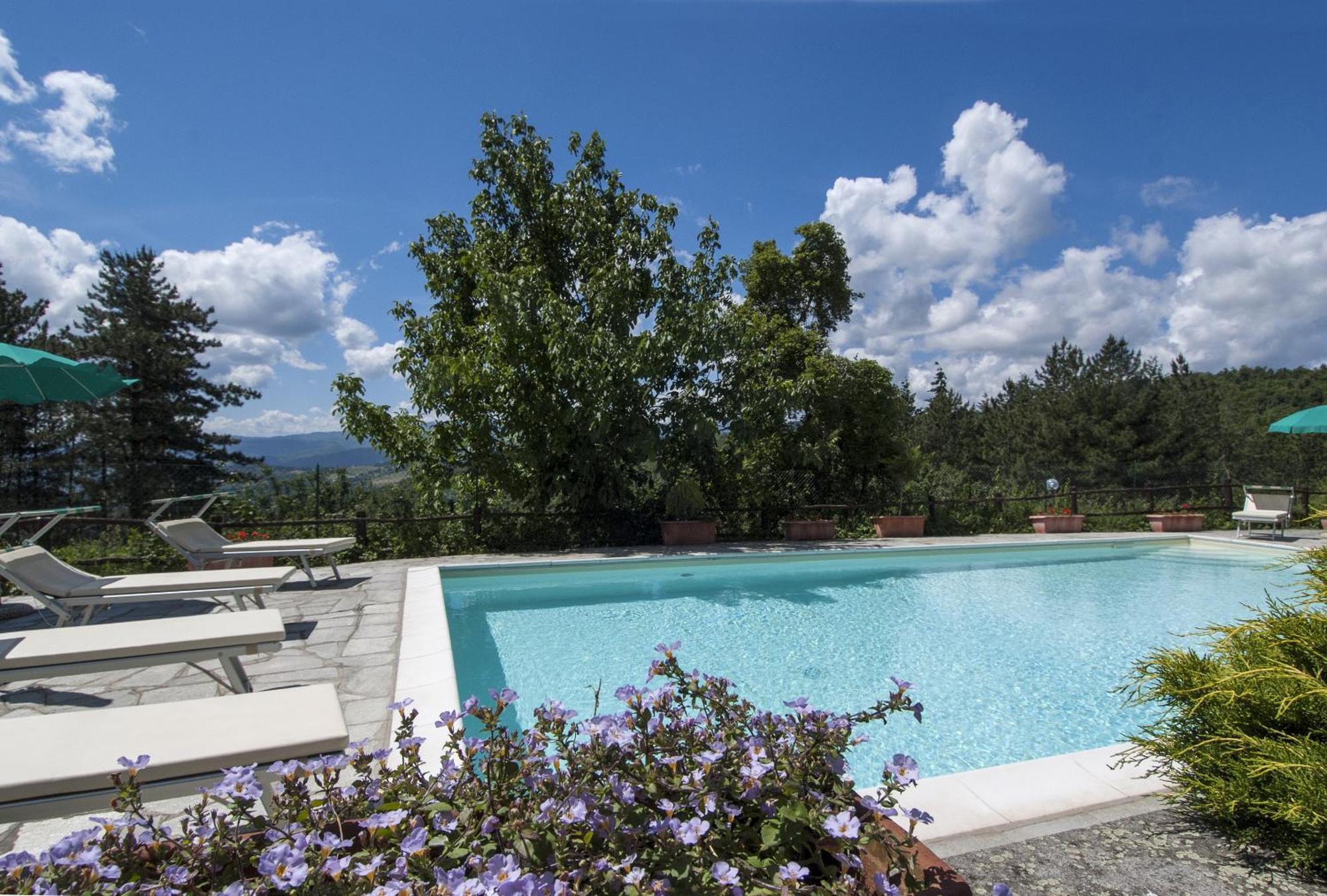 Borgo Tramonte Hotel Пратовекио Екстериор снимка
