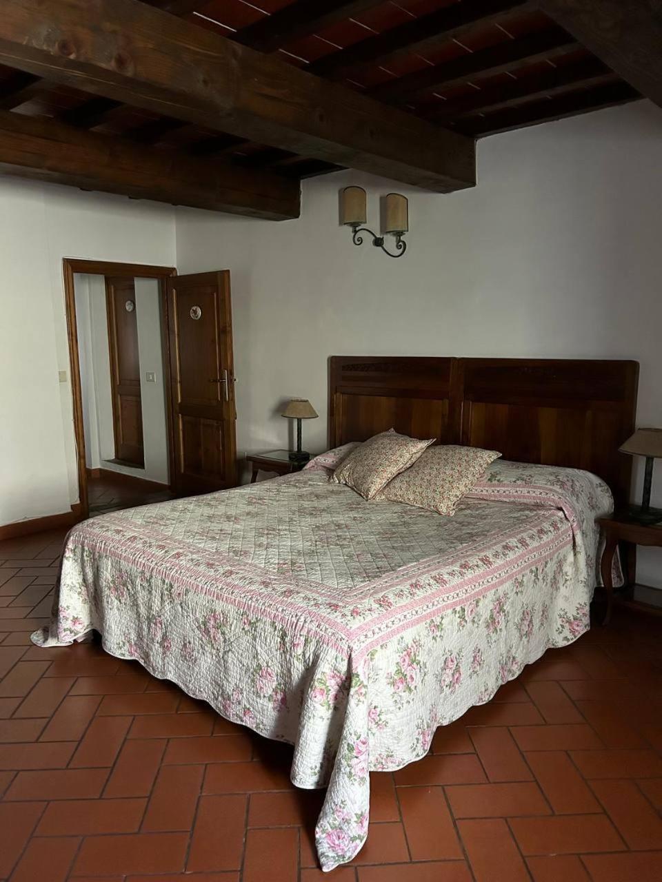 Borgo Tramonte Hotel Пратовекио Стая снимка