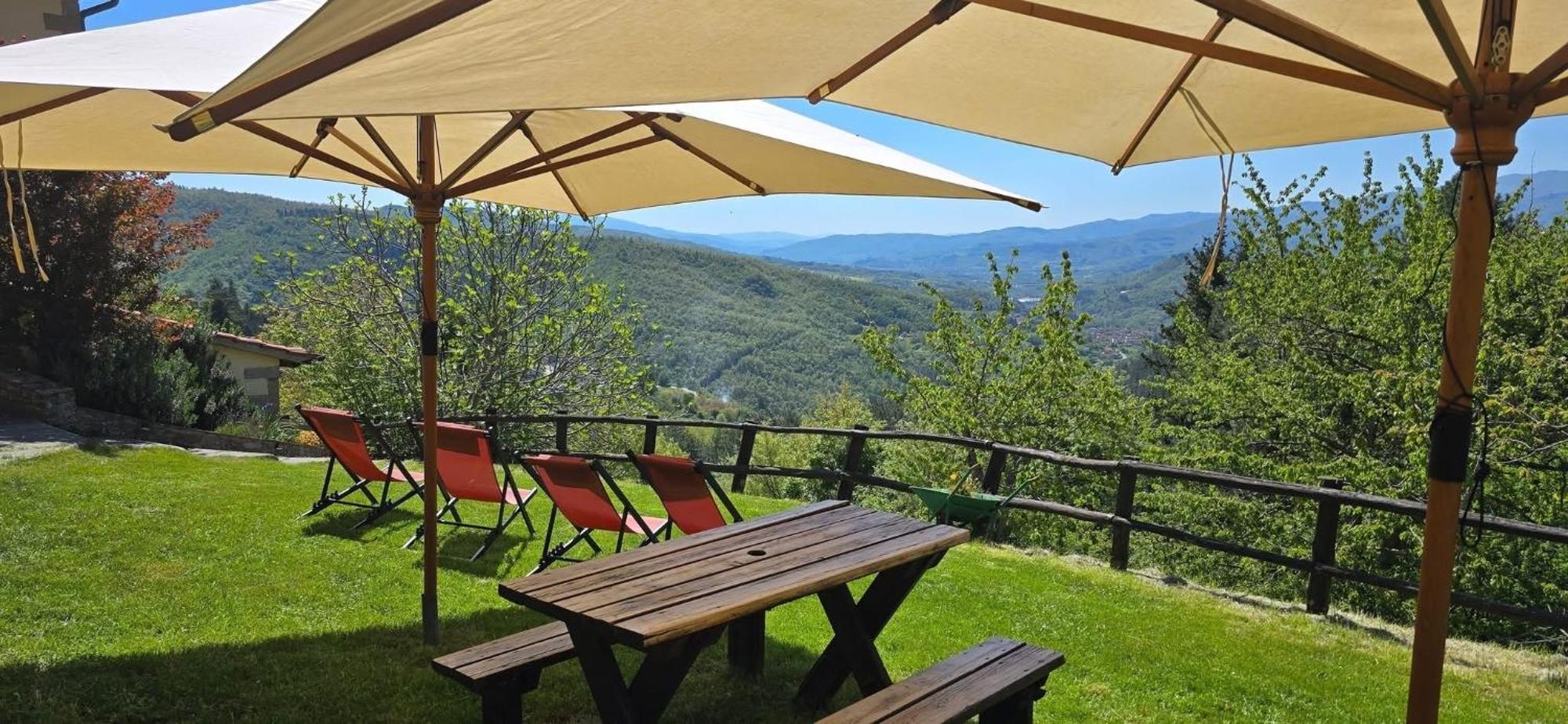 Borgo Tramonte Hotel Пратовекио Екстериор снимка